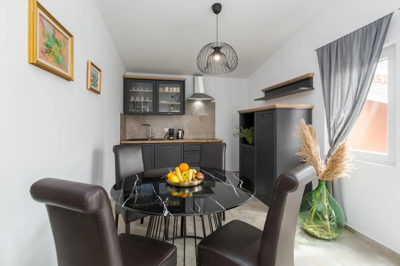 Apartments Zomzi Porec