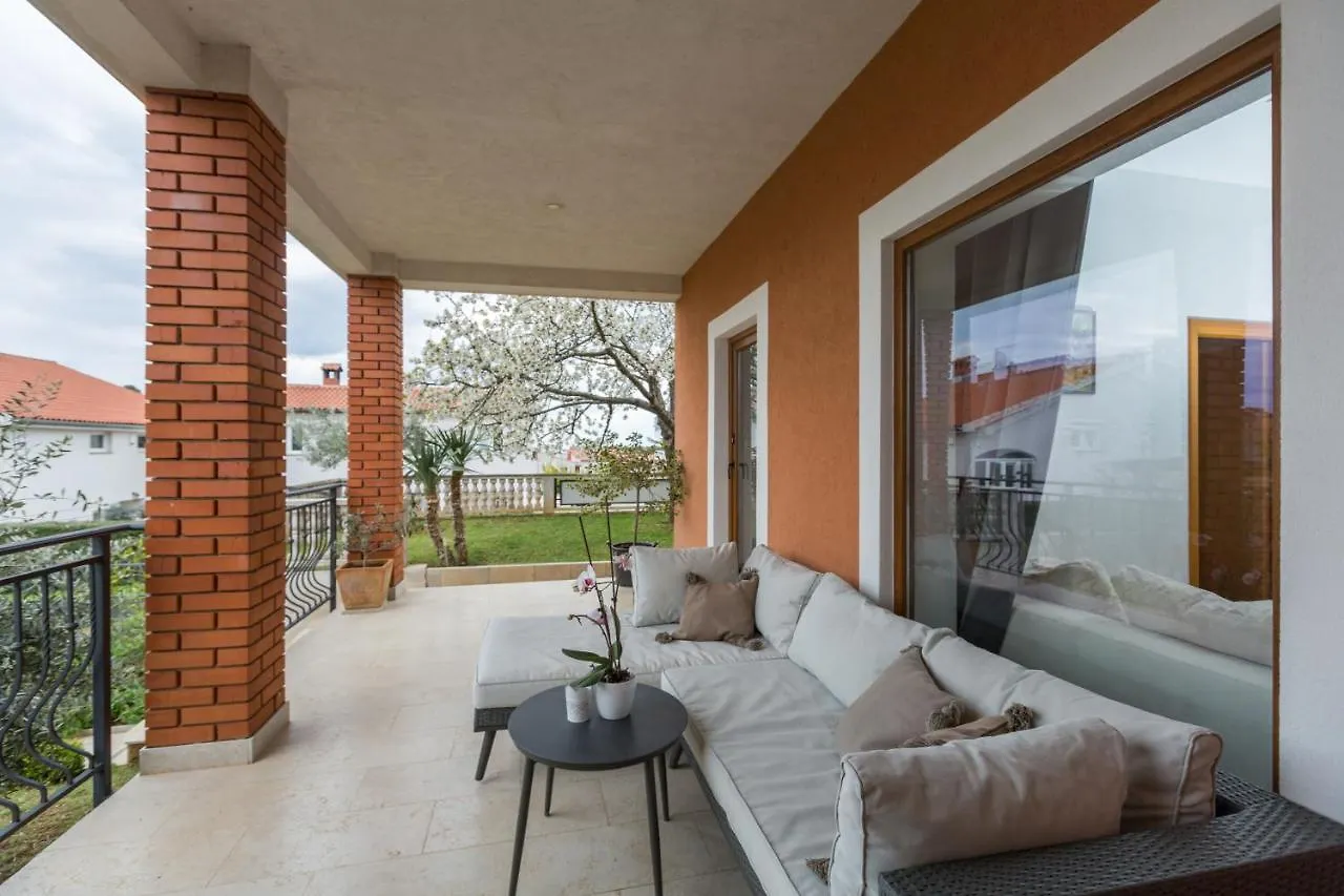 Apartments Zomzi Porec
