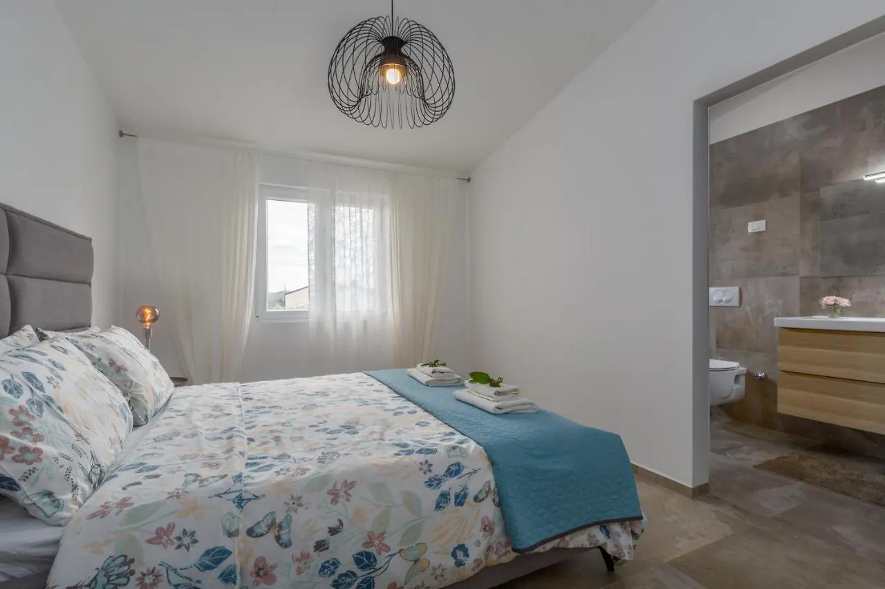 Apartments Zomzi Porec