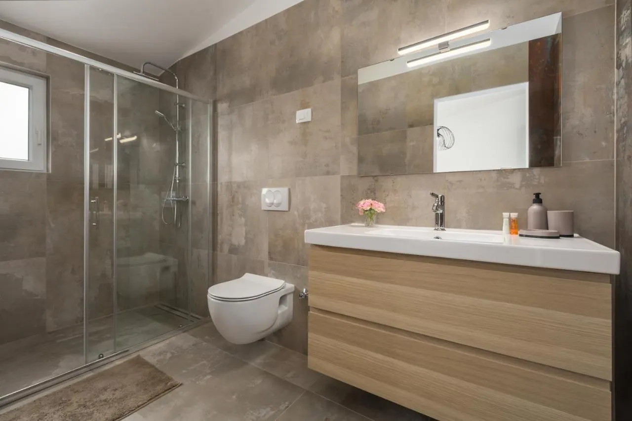 Apartments Zomzi Porec Croatia