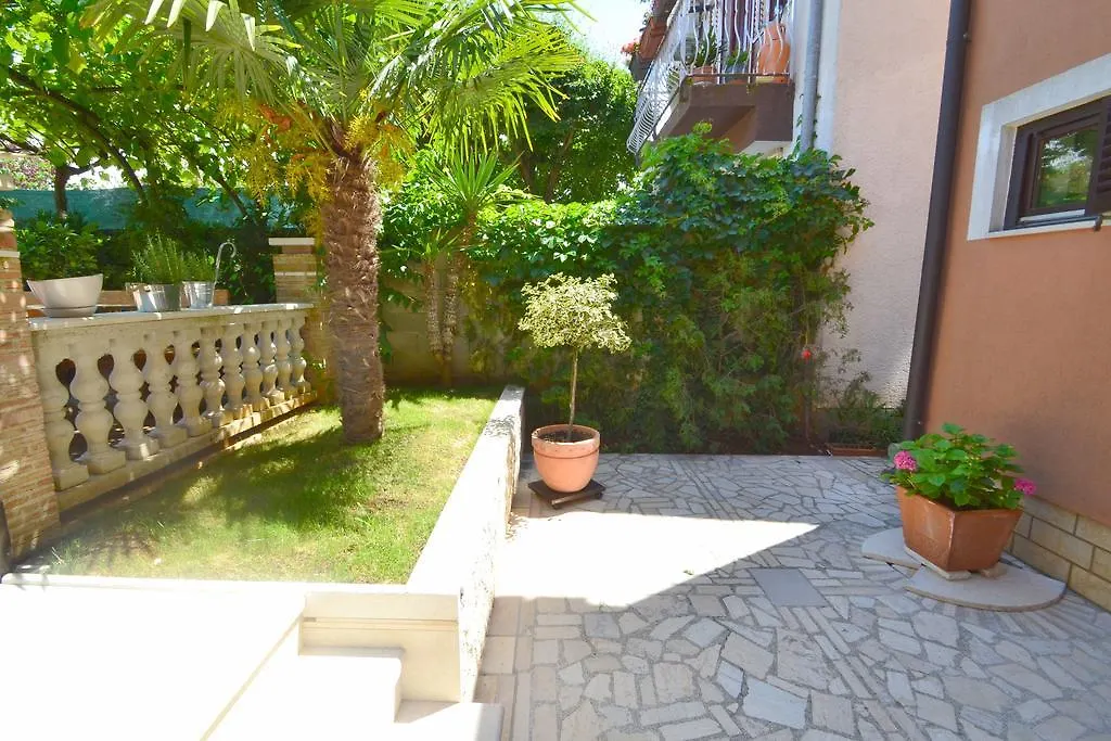 Apartments Zomzi Porec