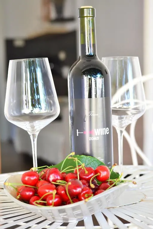 Apartments Zomzi Porec
